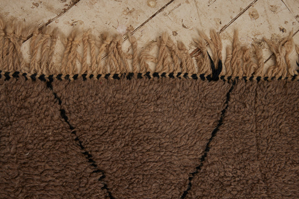 Natural Grey Beni Ourain with Dark Block Diamond Motif ................ (3' 9'' x 12' 9'')