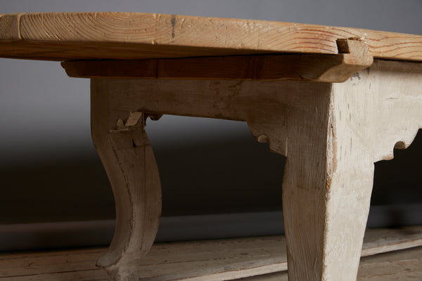 Large Italian Oval Top White Painted Table on Bun Feet with Stretcher Base from Genoa