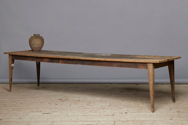 Long French Pine Dining Table from a Painter's Atelier in Avignon with Square Tapered Legs