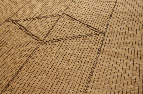 Light Colored Tuareg with a Central Diamond Flanked by a Pair of Half Brackets on an Open Field (6'9" x 13'5")