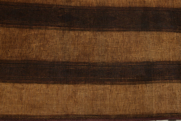 Large Early 3 Banded Tuareg Carpet with 3 Large Central Decorative Bands ........................(7'1" x 15'7")