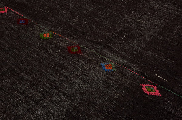 Large Bedouin Goat Hair Carpet with Central Diamond Pattern ............... (7' 5'' x 11' 5'')