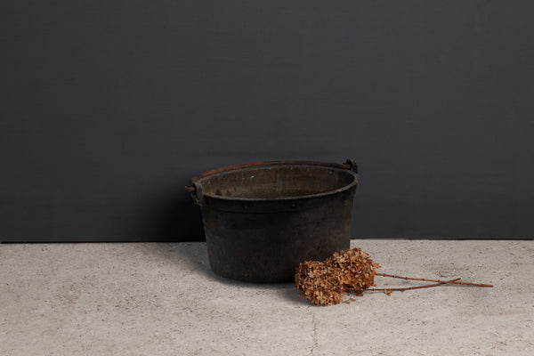 19th Century French Copper Farm Pot with Iron Handle