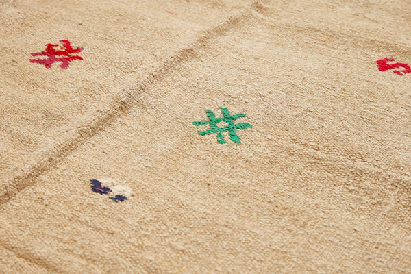 Medium Broad Woven Cream Color Hemp Carpet with Floating Colored Medallions .......... (6' 2" x 11' 5")