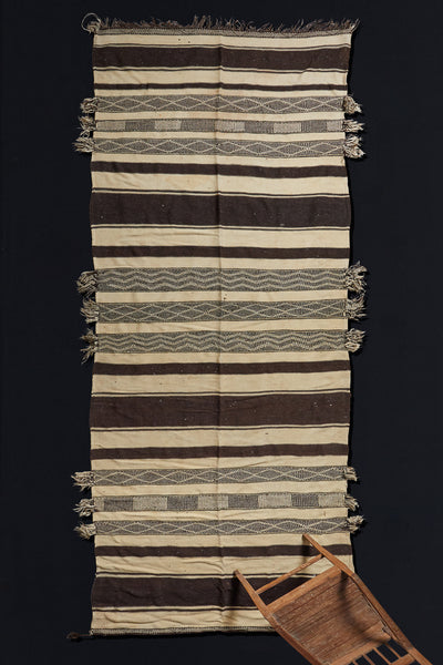 High Atlas Black and White Zennifi Carpet (4' 10'' x 13' 11'')