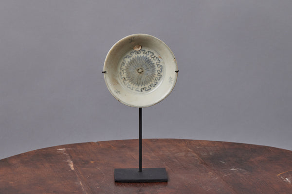 Early 19th Century Shipwreck Saucer Mounted on Stand