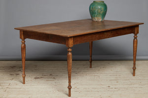 Delicate Dutch Colonial Teak Dining Table with Finely Turned Legs and 3-Board Top from Java