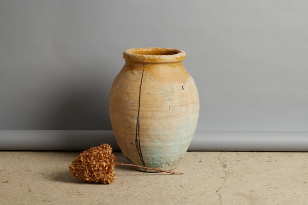 Small Peloponnesian Jar with Ochre Glaze at Neck