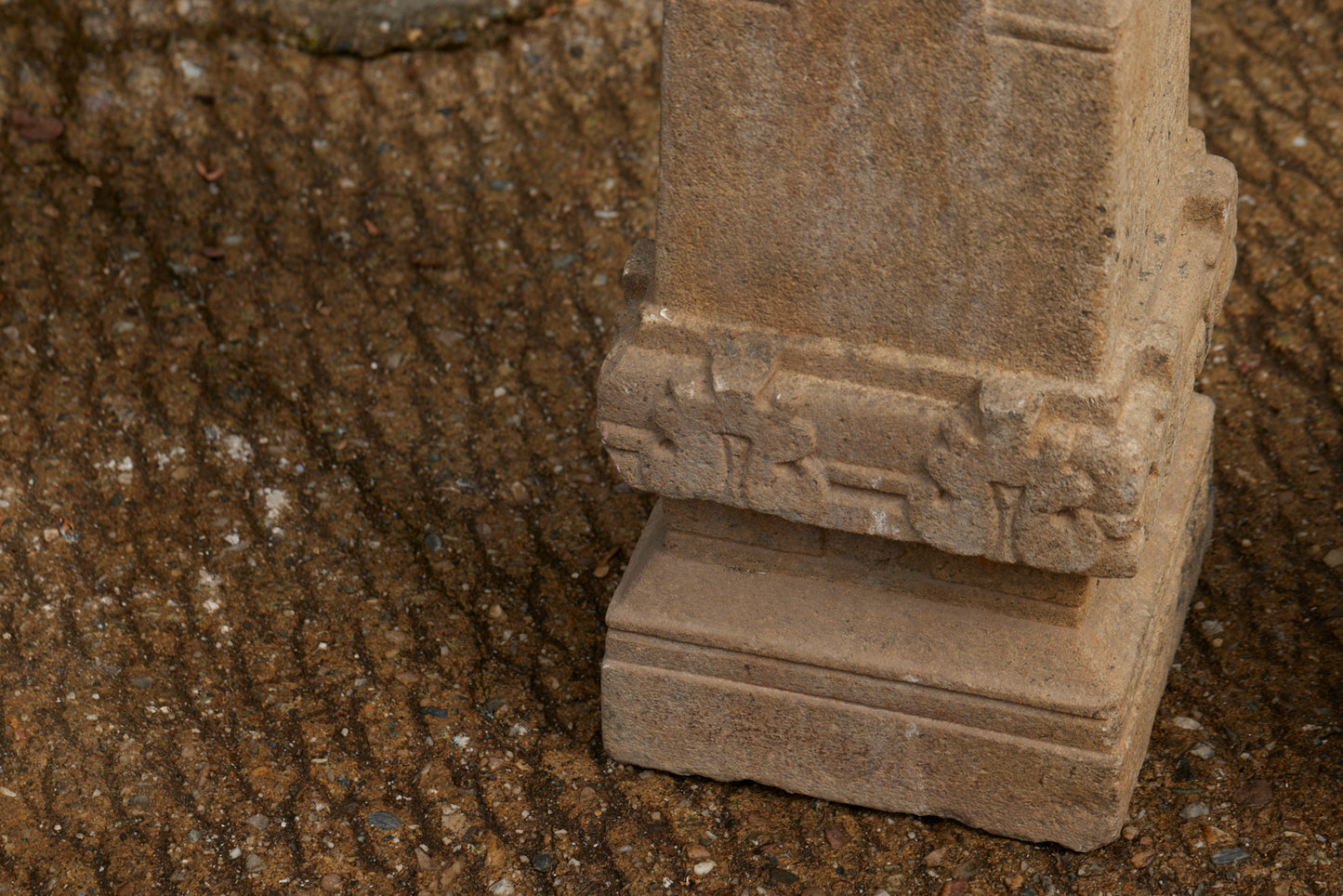 19th Century Angol-Indian Limestone Obelisk