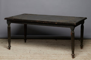 Dutch Colonial Reeded Leg Table from Jakarta with Carved Foliate Decoration on Top