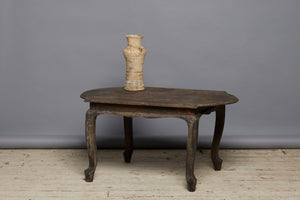 Shaped Top 19th Century Teak Coffee Table from Jakarta with Queen Anne Leg