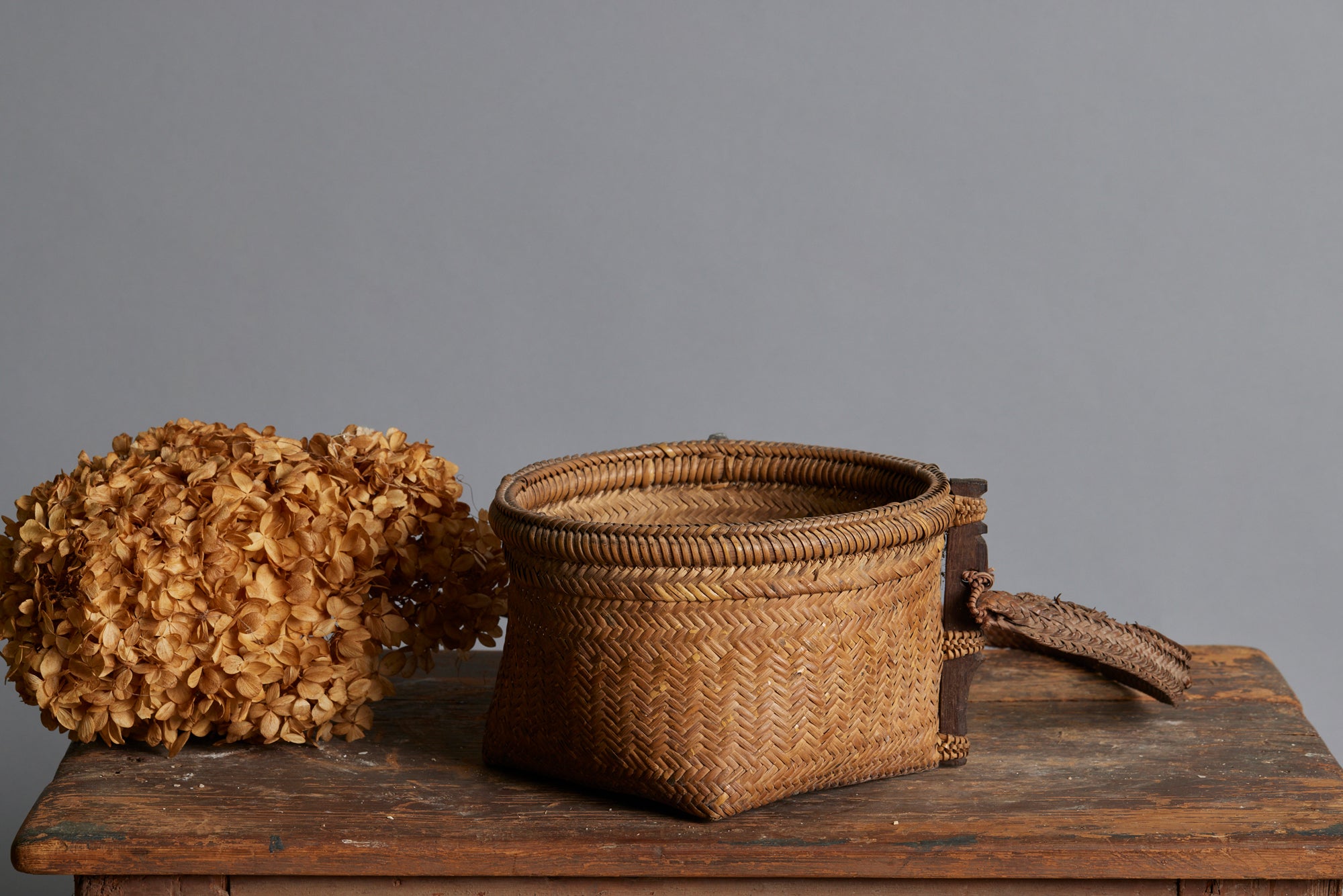 Small Borneo Gathering Basket with Strap Handle