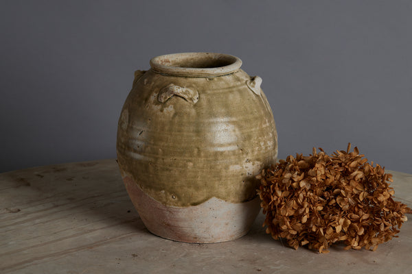 Spatterware Yue Wei Storage Jar from a Shipwreck off the Coast of Java