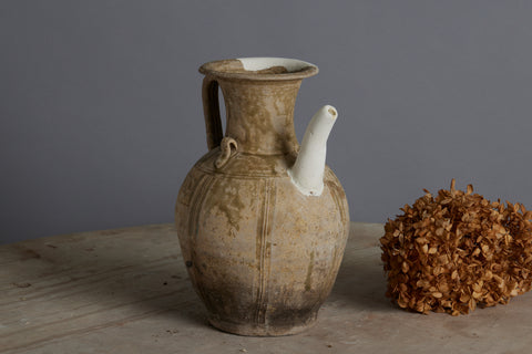 A Yue Wei Dynasty Teapot with Spatterware Decoration and Repairs to the Spout and Upper Lip