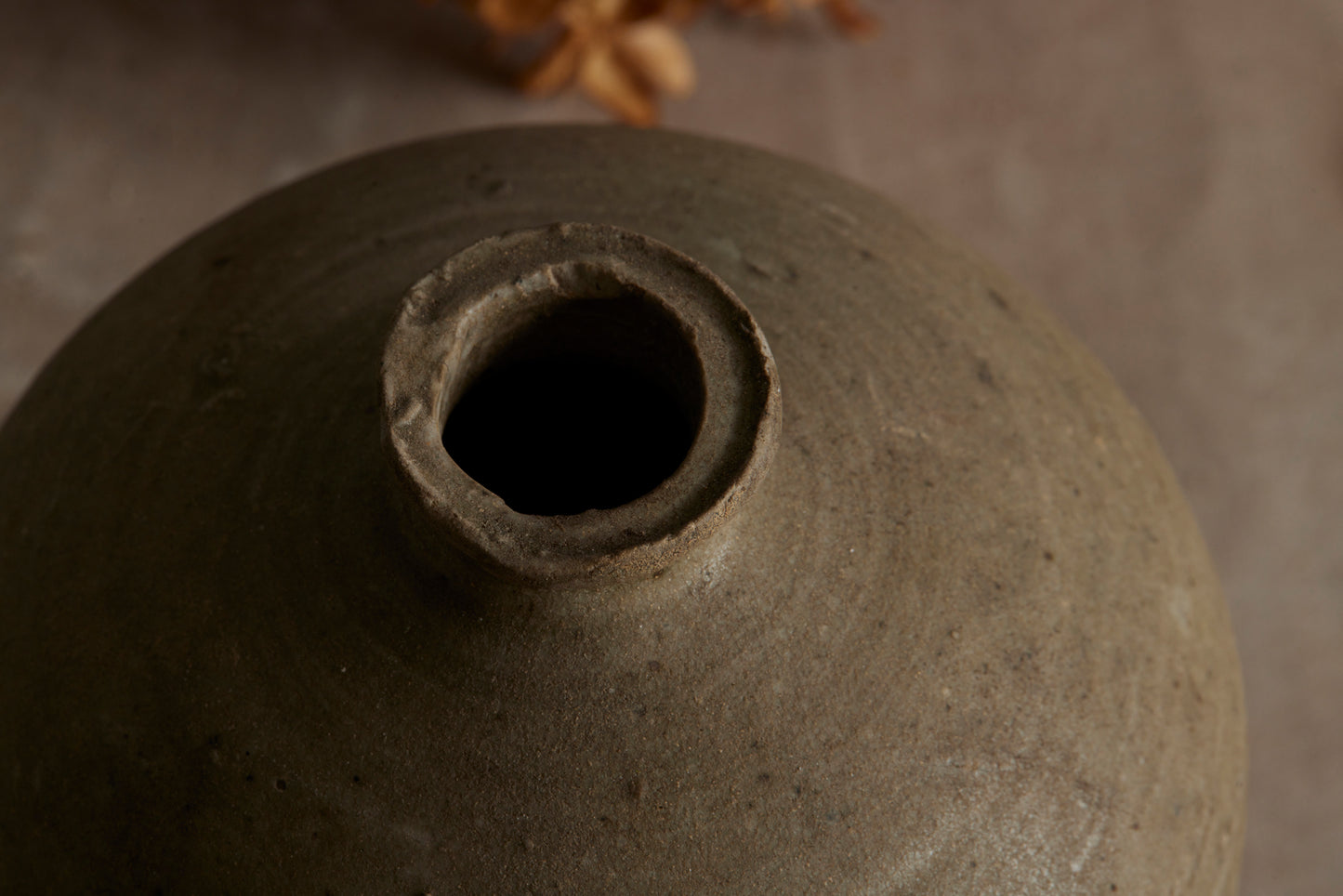 Small Light Colored Sung Dynasty Vase Discovered in the Musi River Basin in Sumatra