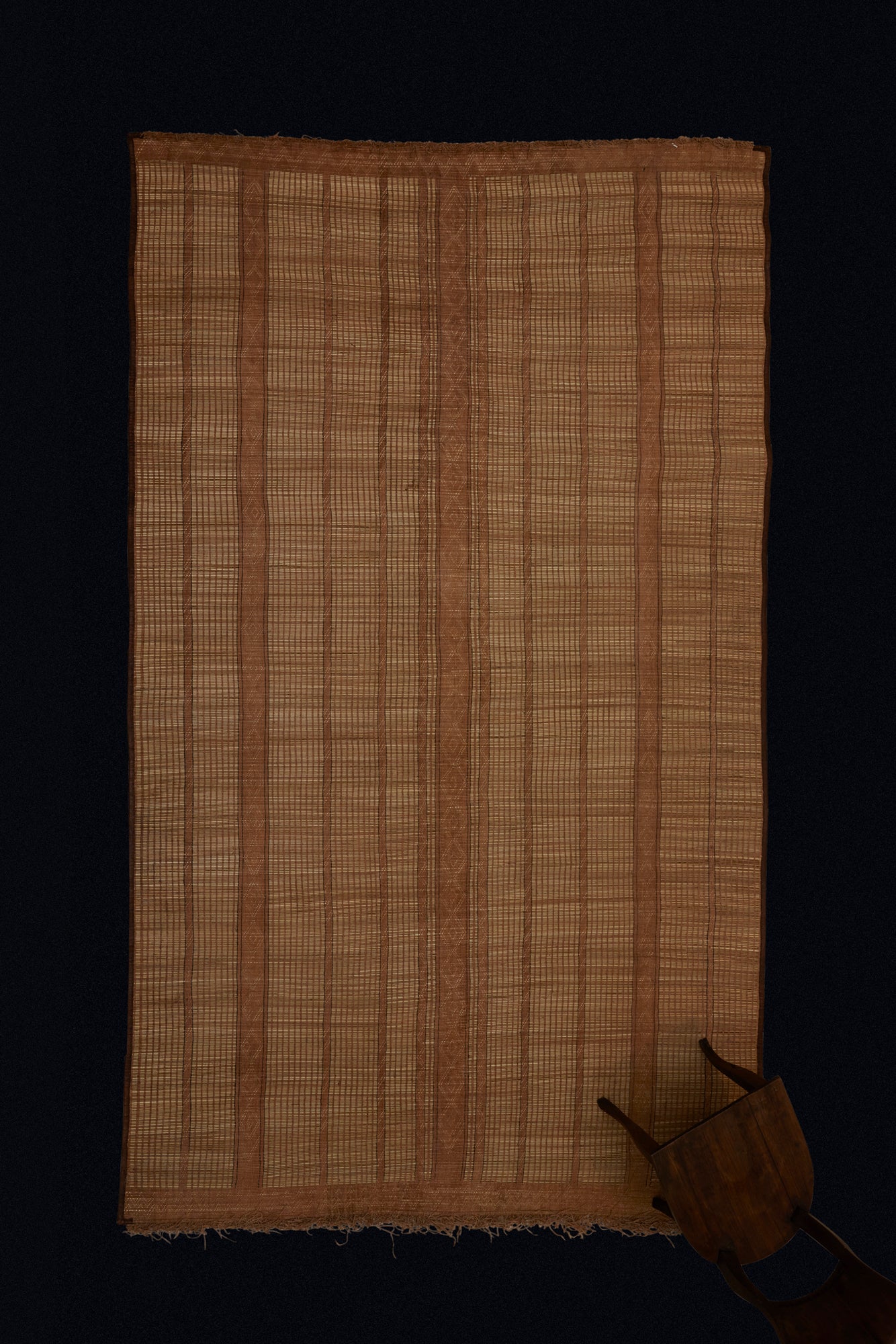 Coco Coloured Early Tuareg with Thin & Thick Patterned Bands ............... (7'5''x 11'3'')