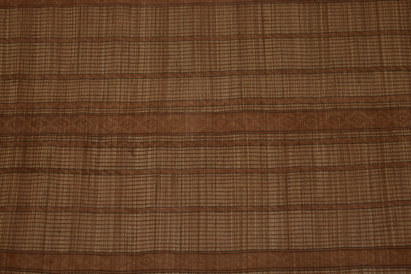 Coco Coloured Early Tuareg with Thin & Thick Patterned Bands ............... (7'5''x 11'3'')