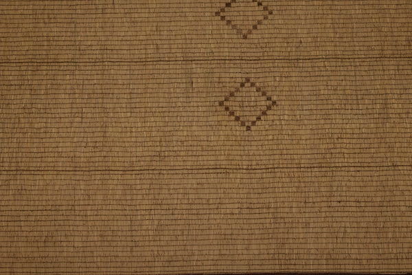 Light Coloured Medium Tuareg Comprising of 6 Stepped Diamonds ............... (6'8''x 15'6'')