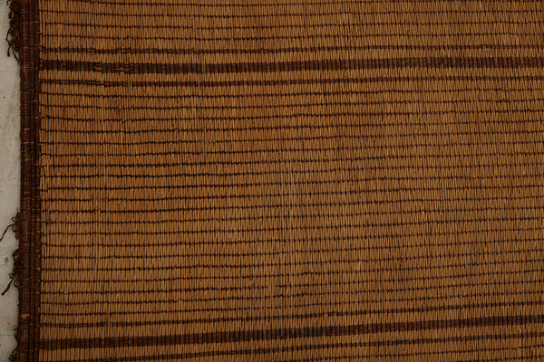 Early 5 Banded Tuareg Mat with a Pale Honey Coloured Background ............... (6'6''x 12'1'')