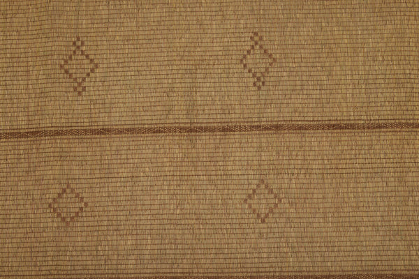 Pale Coloured Tuareg Runner with Simple Bands of Floating Diamonds ............. (4'5" x 16'1")