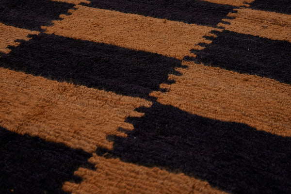 Black & Camel Coloured Konya Tulu with Interlocking Pattern .............. (5'4''x 5'9'')