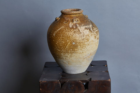 15th Century Shipwreck Jar Found off the Coast of Sumatra