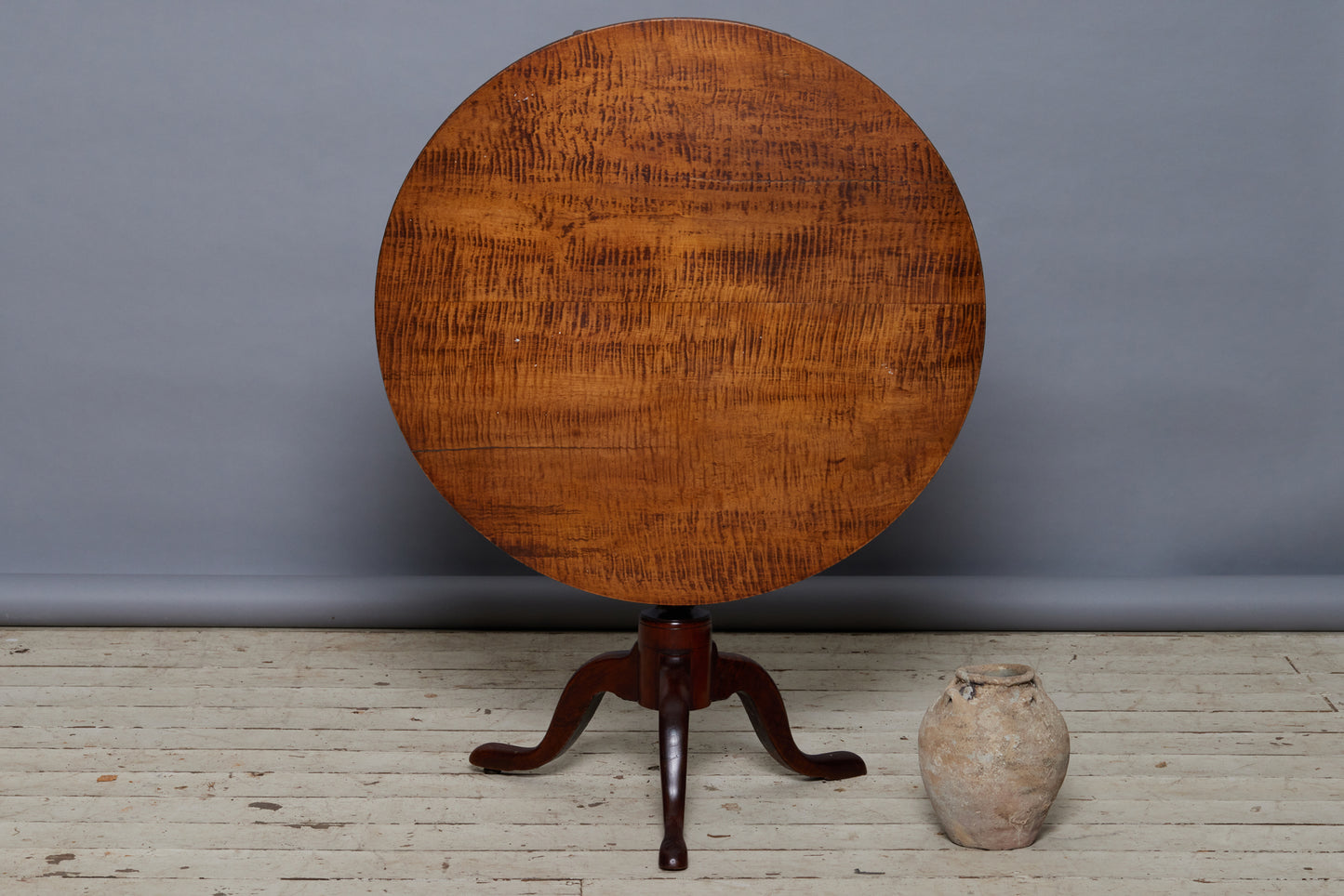 18th Century Queen Anne Tripod Base Tiger Maple Tilt Top Tea Table