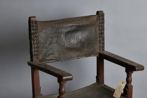 Late 17th - Early 18th Century Spanish Hall Chair