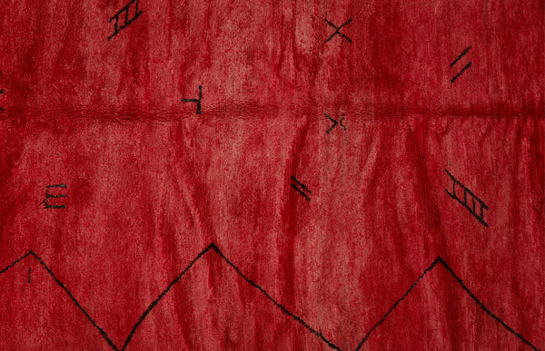 Medium Sized Red Chichaoua Carpet with Zodiac and Zig Zag ................................ (5' 8'' x 9' 3'')