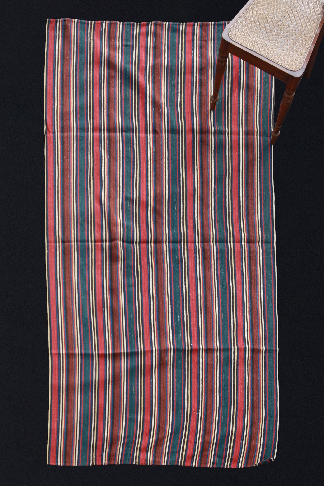 Long Stripe-Red, Brown, Blue and Green ...... (4' 6" x 9')