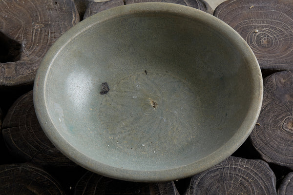 Large Sawankhalok Celedon Bowl ca 1500